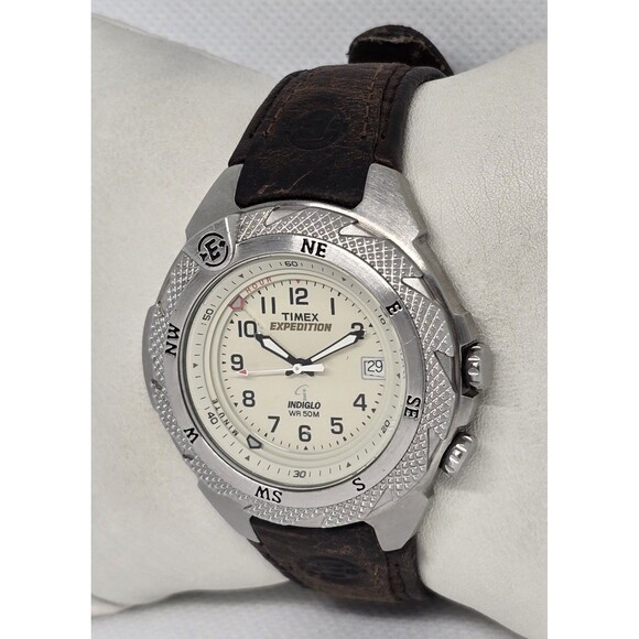 Womens Timex Shenmue Alarm Date Indiglo Silver Tone Brown Leather Strap Watch 11 - Picture 2 of 9